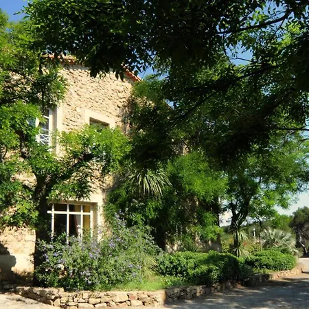 D'hotes Balneo Chateau De Jonquieres 4*