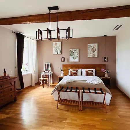 D'hotes Balneo Chateau De Jonquieres بيت ضيافة