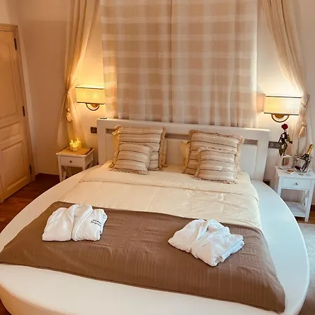 بيت ضيافة D'hotes Balneo Chateau De Jonquieres 4*