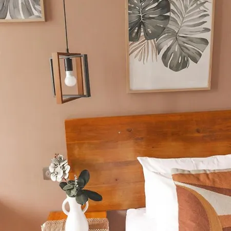 D'hotes Chateau De Jonquieres